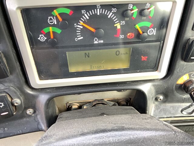 Knickgelenkter Muldenkipper Caterpillar 730C