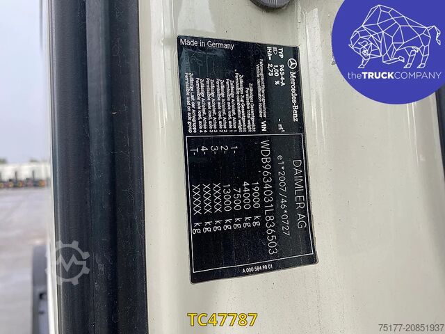 Standard-SZM Mercedes-Benz Actros 1843