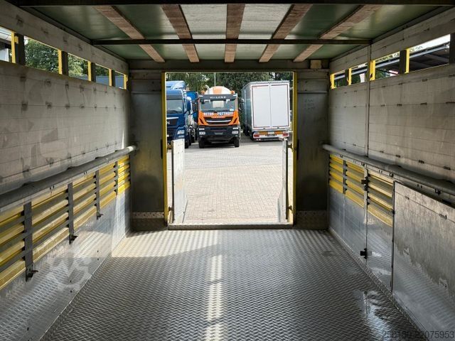 Horse transport trailer  Westrick VAH11  1.Stock Viehanhänger 21m²