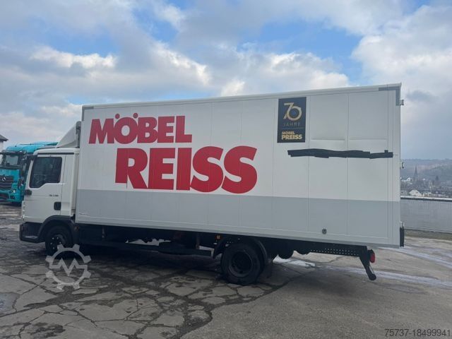 Box van MAN 7.180 Möbelkoffer