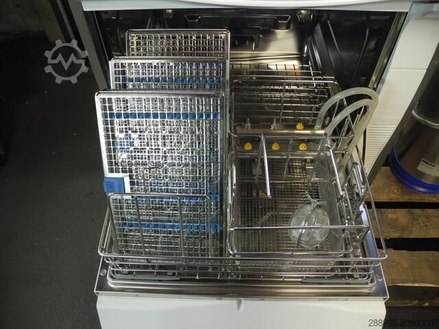 Thermal disinfector Melag MELAtherm 10 DTA