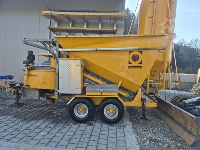 Mobile concrete mixing plant Fibo Intercon B 1200