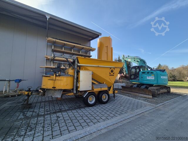 Mobile concrete mixing plant Fibo Intercon B 1200