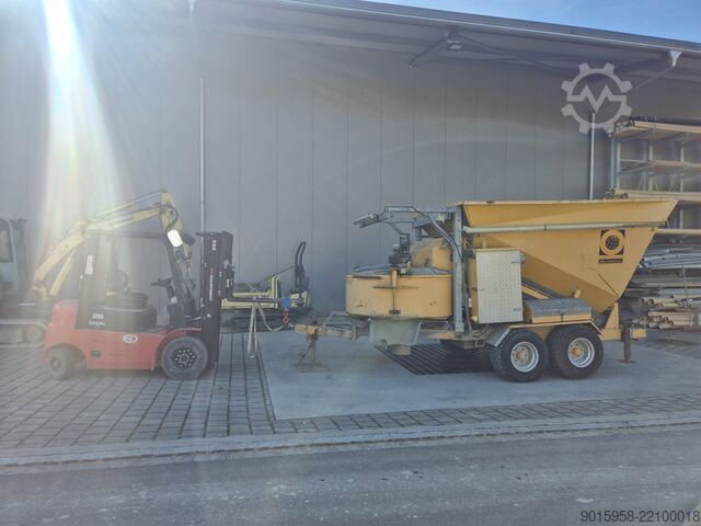 Mobile concrete mixing plant Fibo Intercon B 1200