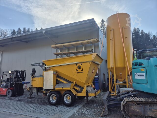 Mobile concrete mixing plant Fibo Intercon B 1200