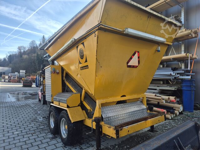 Mobile concrete mixing plant Fibo Intercon B 1200