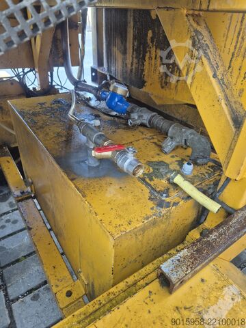 Mobile concrete mixing plant Fibo Intercon B 1200