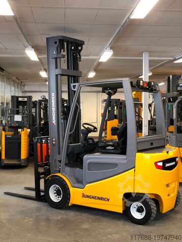 Elektro 4-Rad Jungheinrich EFG S30 - Service Neu - Batterie 82% + Garantie