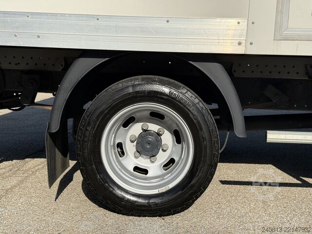 Box van Iveco daily 35-160