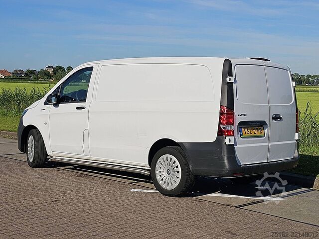 High-roof van MERCEDES-BENZ EVITO 66Kwh Wltp 292 kms
