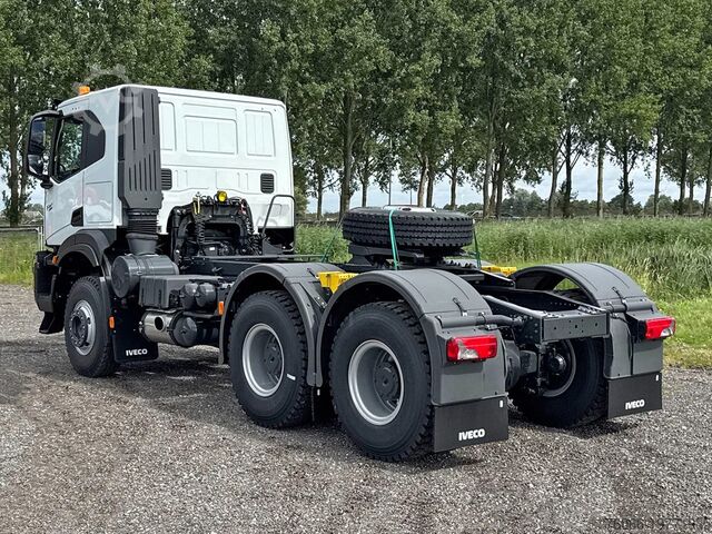 Standard-SZM Iveco T-Way AT720T47TH Tractor Head (12 units)