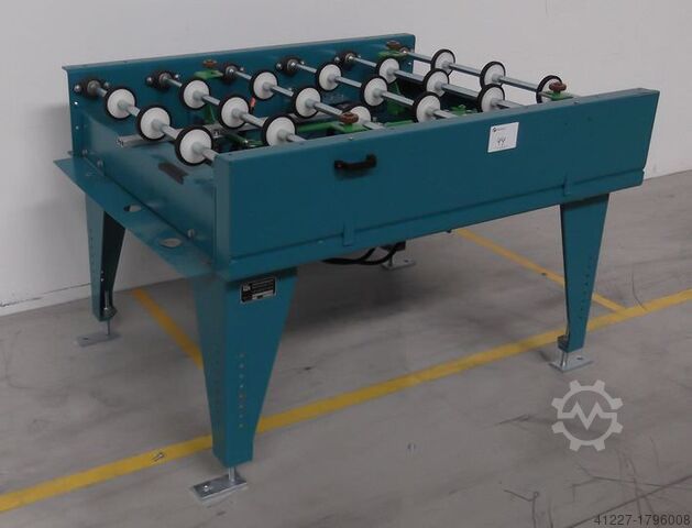 Powered roller conveyor Grenzebach mit Zentriereinheit