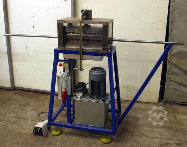 Hydraulikstanze hm Werkzeugbau Bremen Hub 20 mm