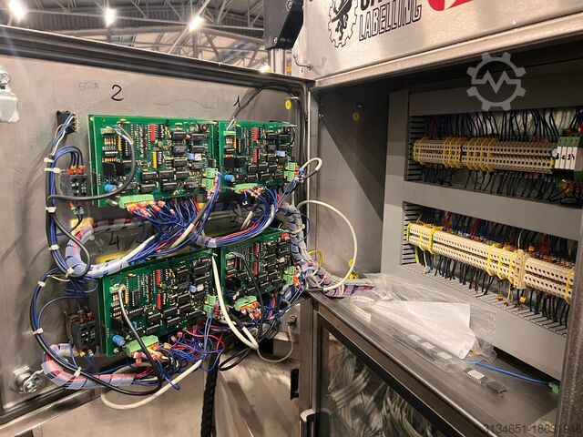 SACMI SELBSTKLEBENDE ETIKETTIERMASCHINE SACMI RA 1056