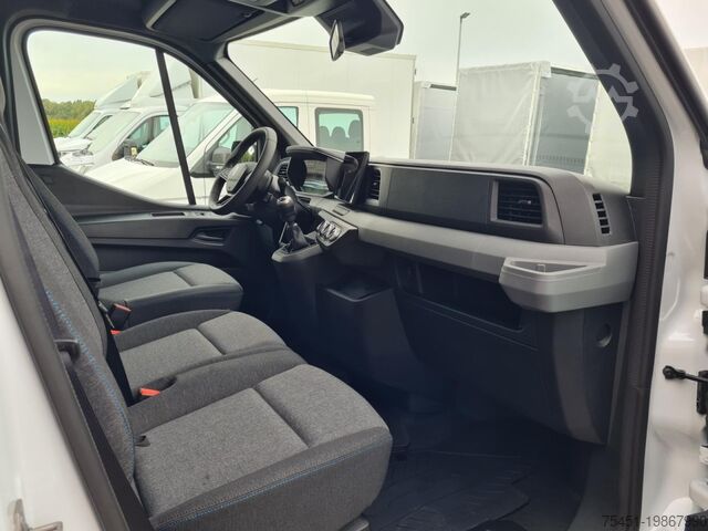 Transporter mit Pritsche & Plane Renault Master Pritsche Schiebe Plane 10 Pal. LUFTFEDERUNG