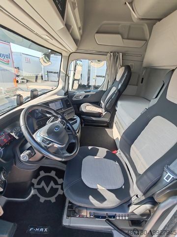 Standard tractor unit FORD F-MAX 500