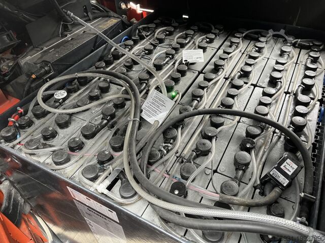 Electric 4-wheel forklift Linde E25HL-01/600