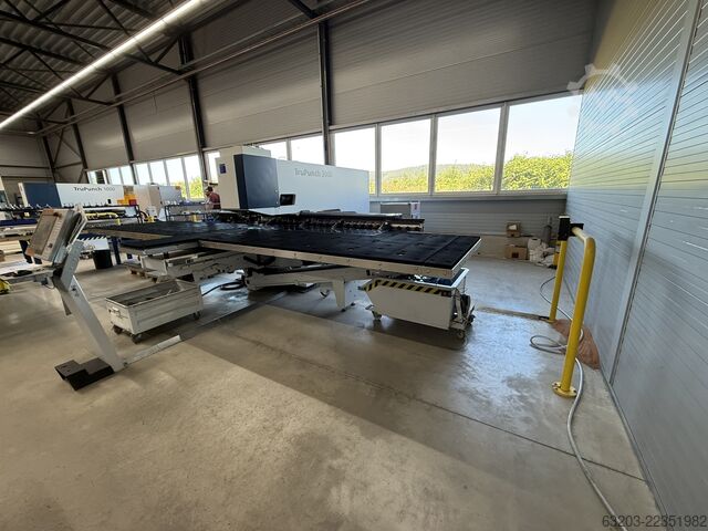 Laser cutting machine TRUMPF TRUPUNCH 3000 S11 GF 2016