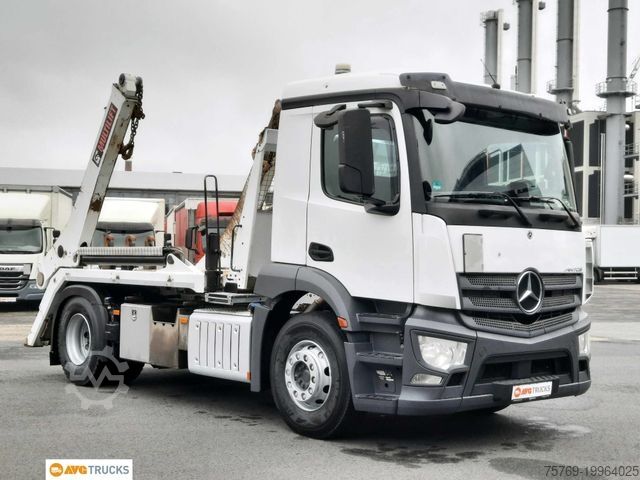 Skip truck MERCEDES-BENZ 1836 L ANTOS Hiab Futura Funk Klima Standheizung