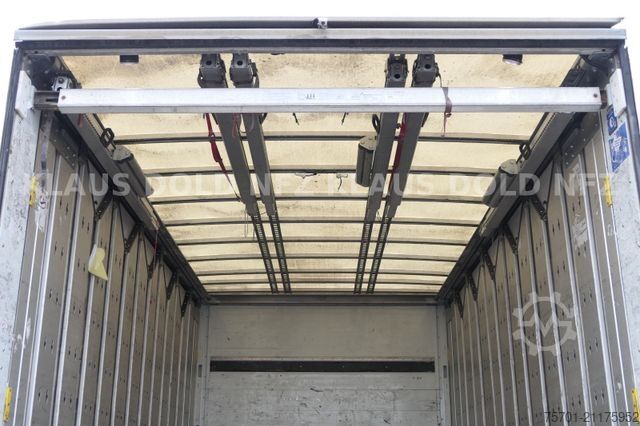 LKW mit Getränkeaufbau RENAULT D 13.280 Getränkewagen Vollluft LBW Kamera Euro6