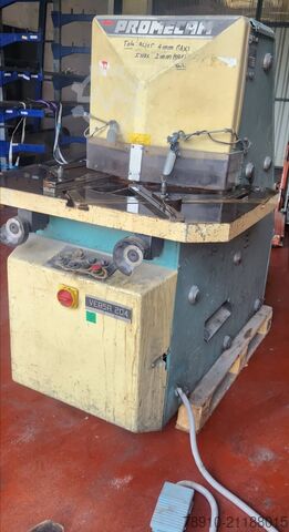 Variabler Winkelausklinker AMADA PROMECAM versa 204