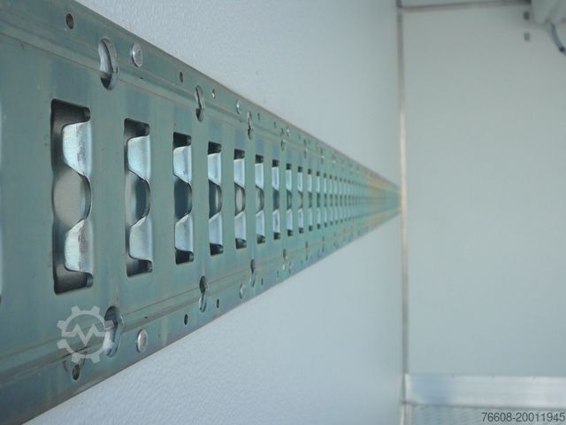 Kühltransporter VW Crafter 177 PS Kühlkoffer LBW Xarios 300