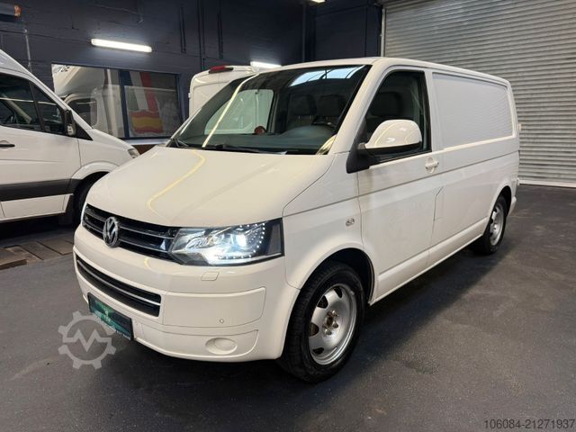 Kühltransporter VOLKSWAGEN T5 Kühlkastenwagen 0°C Klima DSG STHZ AHK XENON