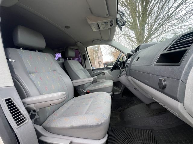 Kleinbus VOLKSWAGEN T5 Caravelle 2.5 Tdi 7 Sitze Klima Standheizung
