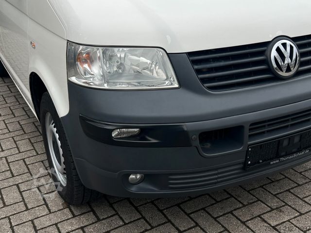 Kleinbus VOLKSWAGEN T5 Caravelle 2.5 Tdi 7 Sitze Klima Standheizung