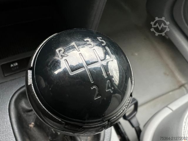 Kastenwagen VOLKSWAGEN Caddy 1.9 TDi 77 KW L1H1 Ahk Schiebetür Euro 4