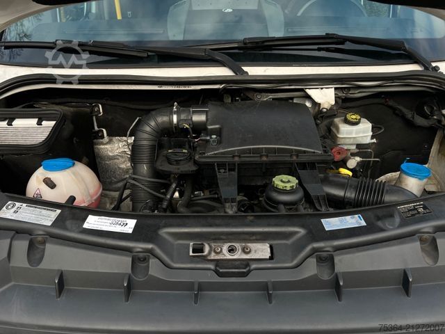 Kleinbus VOLKSWAGEN Crafter 2.0 Tdi 80kw L2H2 9 Sitze + Lift + Klima