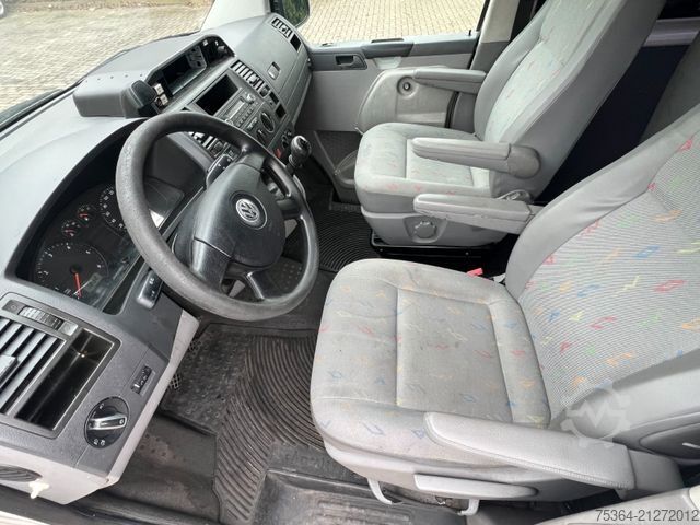 Kleinbus VOLKSWAGEN T5 Caravelle 2.5 Tdi 7 Sitze Klima Standheizung