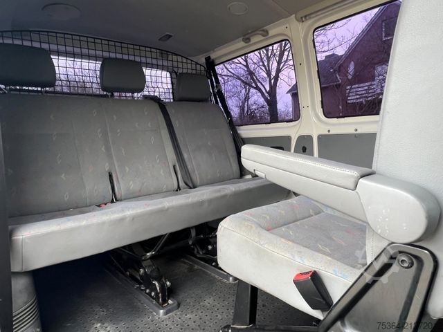Kleinbus VOLKSWAGEN T5 Caravelle 2.5 Tdi 7 Sitze Klima Standheizung