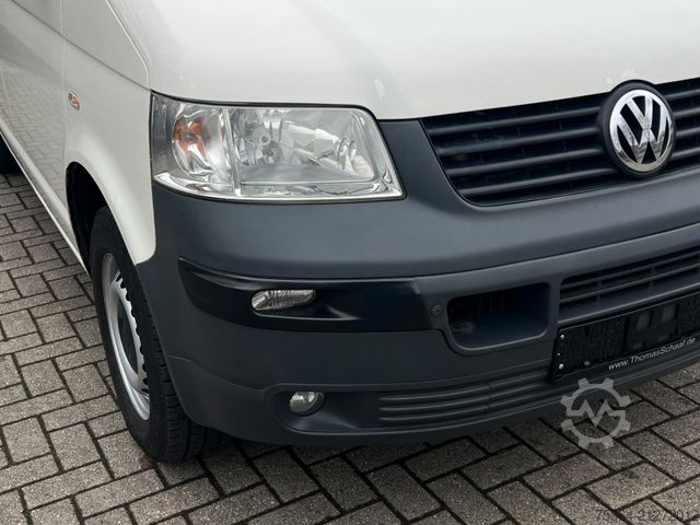 Kleinbus VOLKSWAGEN T5 Caravelle 2.5 Tdi 7 Sitze Klima Standheizung
