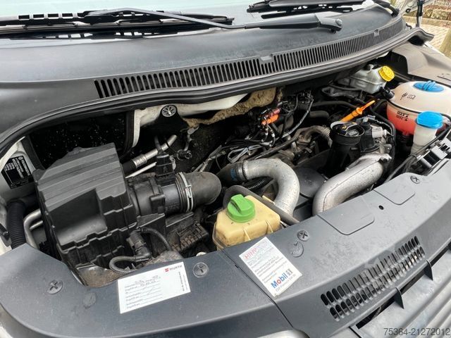 Kleinbus VOLKSWAGEN T5 Caravelle 2.5 Tdi 7 Sitze Klima Standheizung