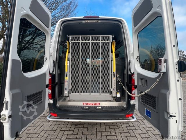 Kleinbus VOLKSWAGEN Crafter 2.0 Tdi 80kw L2H2 9 Sitze + Lift + Klima