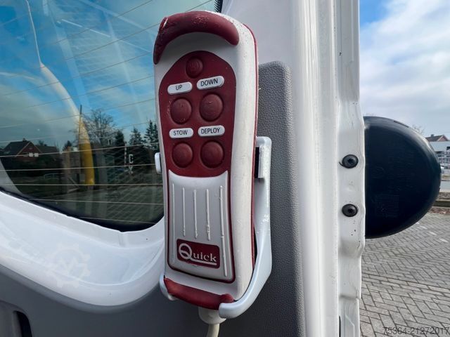 Kleinbus VOLKSWAGEN Crafter 2.0 Tdi 80kw L2H2 9 Sitze + Lift + Klima