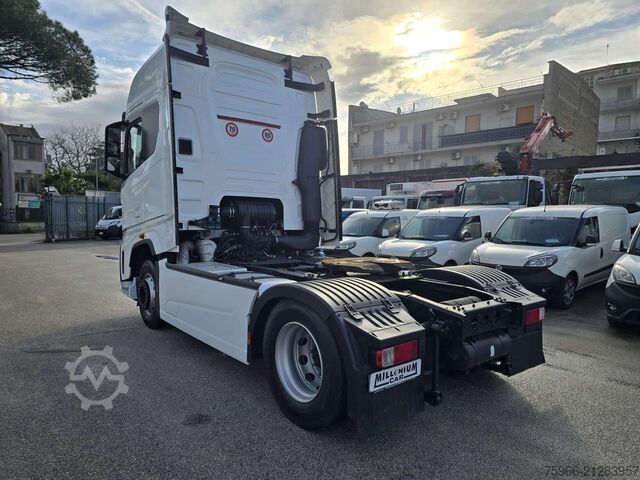 Standard tractor unit FORD FORD FMAX 500 2023 RETARDER KM 190000