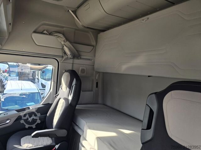 Standard tractor unit FORD FORD FMAX 500 2023 RETARDER KM 190000