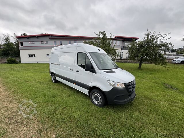 Panel van Mercedes-Benz Sprinter III 214 L2H2
