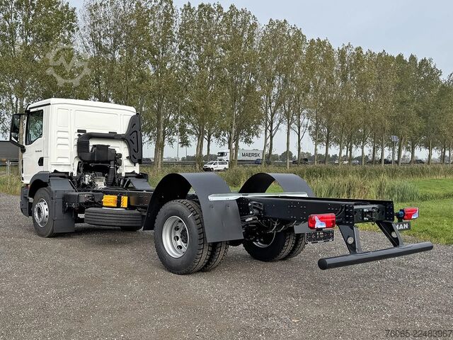 Fahrgestell mit Fahrerhaus MAN TGM 18.250 BB CH Chassis Cabin (9 units)