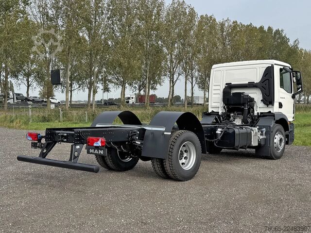 Fahrgestell mit Fahrerhaus MAN TGM 18.250 BB CH Chassis Cabin (9 units)