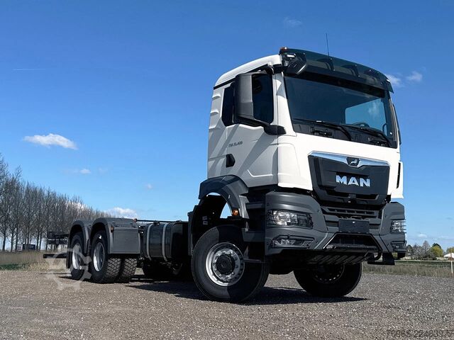 Fahrgestell mit Fahrerhaus MAN TGS 33.400 BB CH Chassis Cabin (2 units)