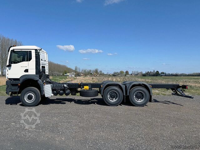Fahrgestell mit Fahrerhaus MAN TGS 33.400 BB CH Chassis Cabin (2 units)