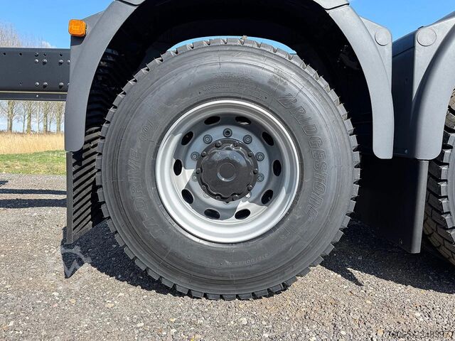 Fahrgestell mit Fahrerhaus MAN TGS 33.400 BB CH Chassis Cabin (2 units)