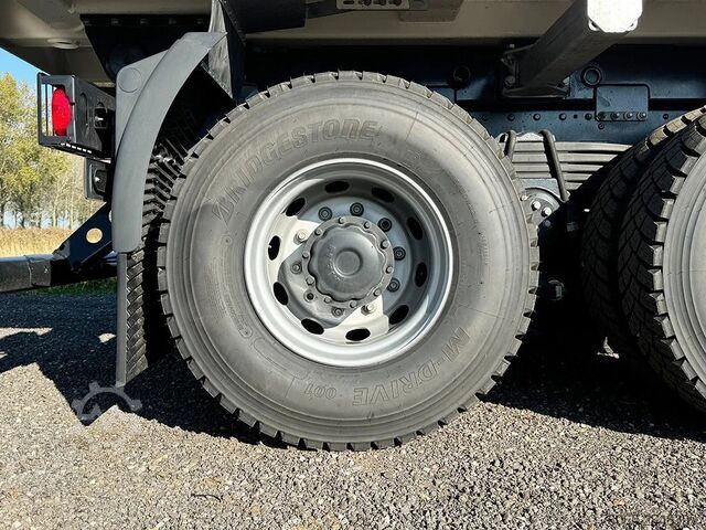 Tipper MAN TGS 41.400 BB CH Tipper Truck (1 units)
