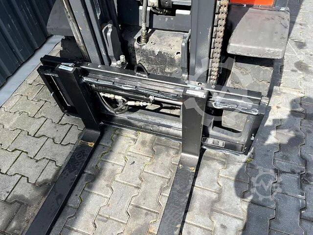 Diesel forklift Linde H25D-02