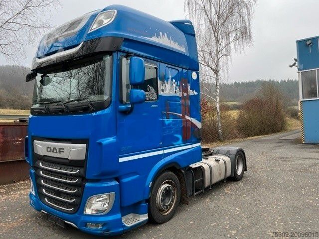 Volumen SZM DAF XF 480 FT SCC Low Deck mit Standklimaanlage