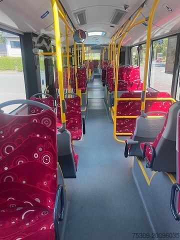 Gelenkbus SOLARIS Urbino 18 - Klima - Euro 6 - 3 Türen - 51 Sitze
