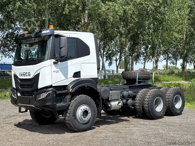 Standard-SZM Iveco T-Way AT720T47WTH Tractor Head (14 units)